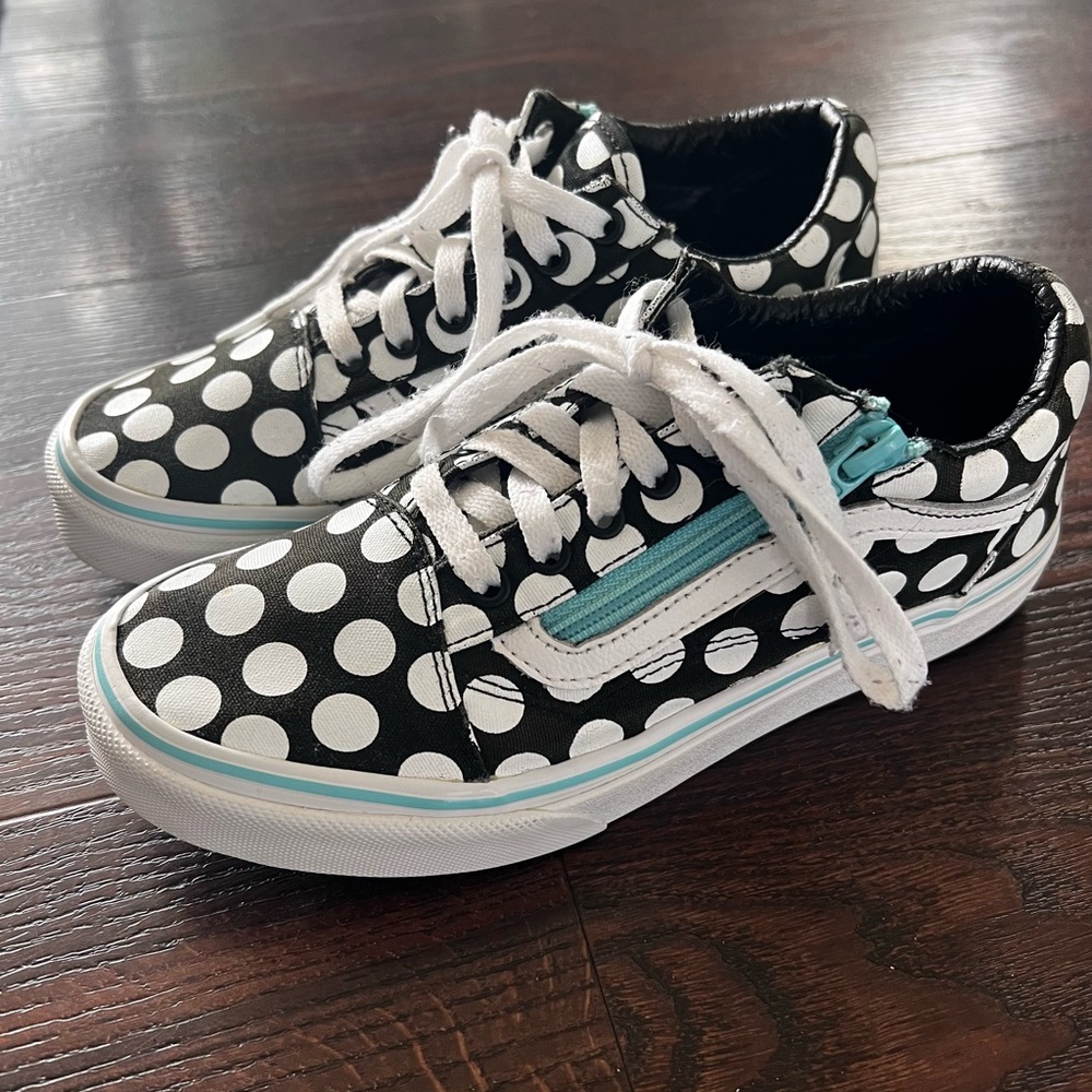 Vans Kids Black White Polka Dot Sneakers with Aqua Zip Accent Size 4